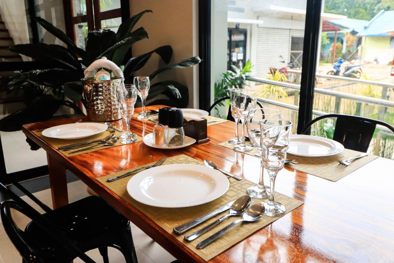 Hotel Josefina's Tourist Busuanga